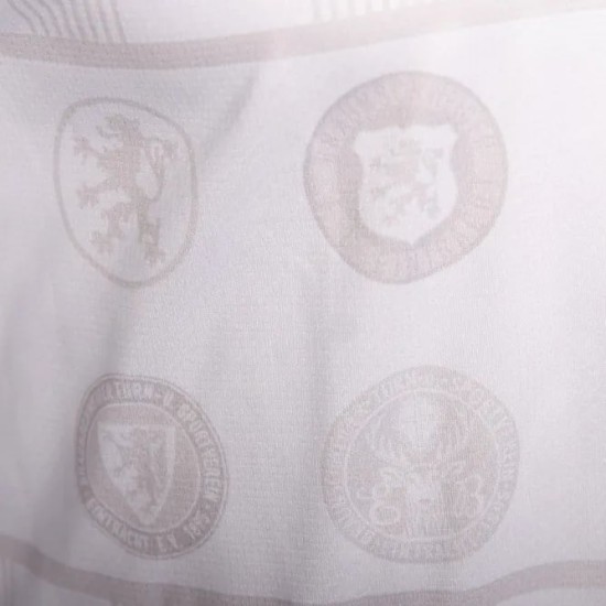 Camiseta especial de manga larga 130.º aniversario Eintracht Braunschweig 2025/26 para mujer Camiseta especial de manga larga 130.º aniversario Eintracht Braunschweig 2025/26 para mujer