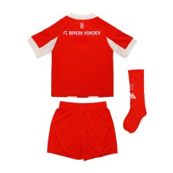 Kit local niño Bayern Múnich 2025/26