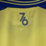 Niños Southampton temporada 2025/26 50.º aniversario camiseta