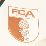 Camiseta Especial Manga Larga 2025/26 FC Augsburg Crema Niño